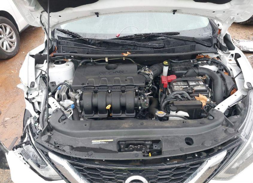 Photo 10 of 2019 Nissan Sentra SV (VIN 3N1AB7AP1KY403970)