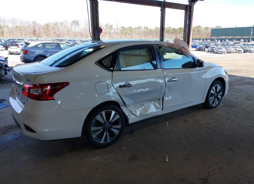 Photo 4 of 2019 Nissan Sentra SV (VIN 3N1AB7AP1KY423832)