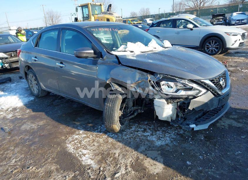 2019 Nissan Sentra SV (VIN 3N1AB7AP1KY430196) main photo