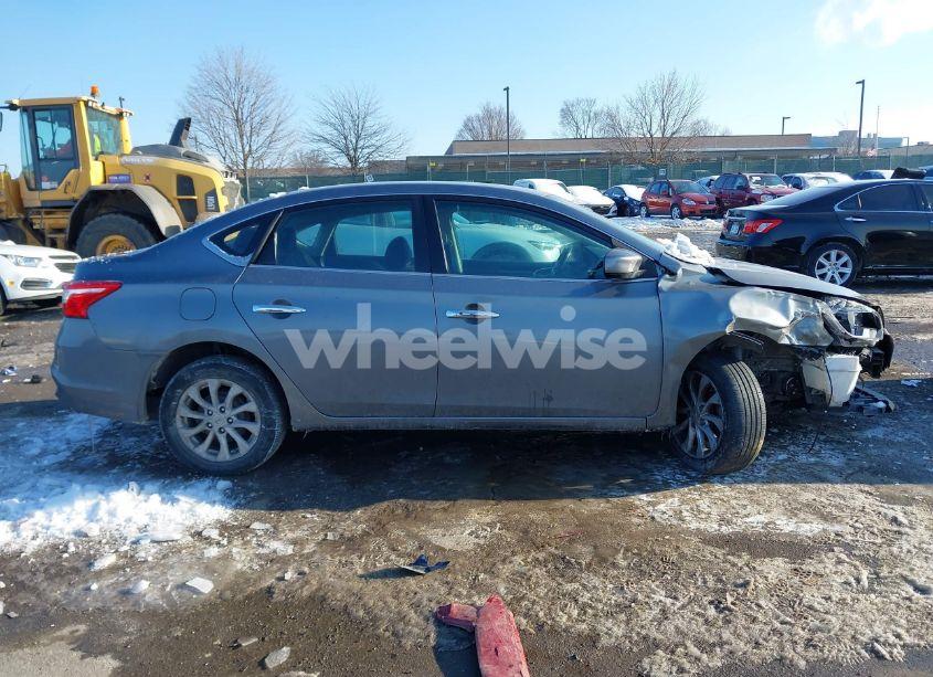 Photo 12 of 2019 Nissan Sentra SV (VIN 3N1AB7AP1KY430196)