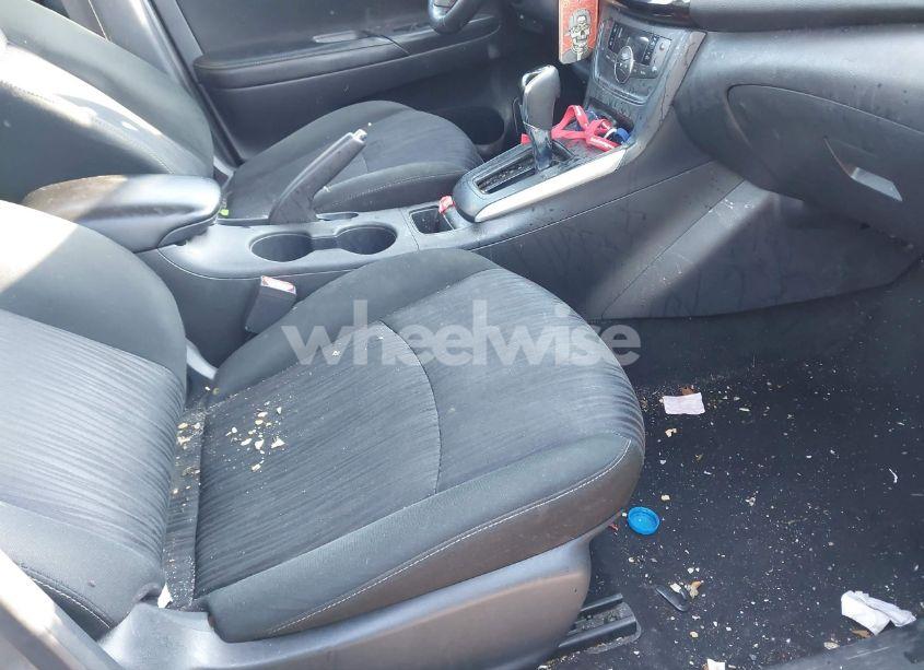 Photo 5 of 2019 Nissan Sentra SV (VIN 3N1AB7AP1KY430196)