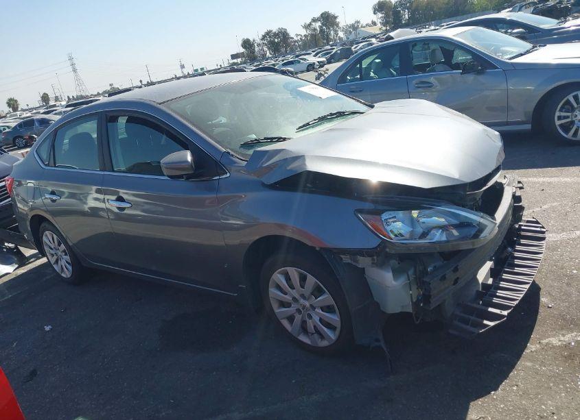 2019 Nissan Sentra S (VIN 3N1AB7AP1KY443773) main photo