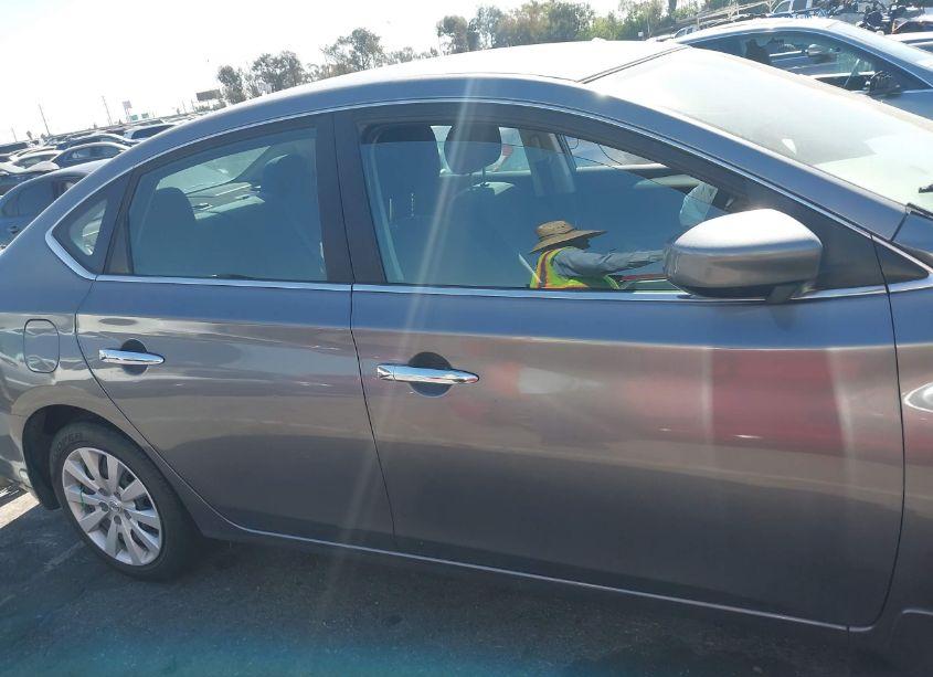 Photo 13 of 2019 Nissan Sentra S (VIN 3N1AB7AP1KY443773)