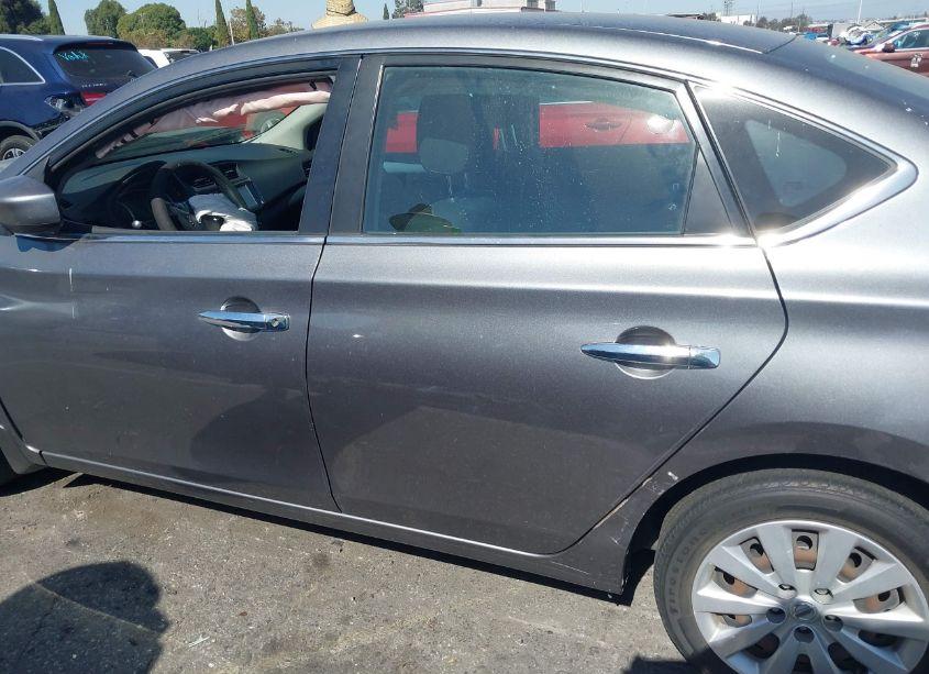 Photo 14 of 2019 Nissan Sentra S (VIN 3N1AB7AP1KY443773)