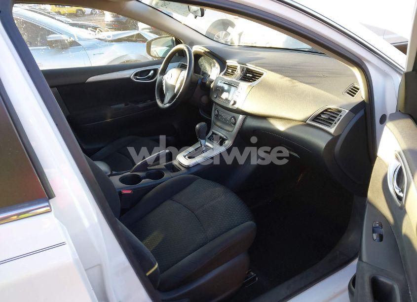 Photo 5 of 2013 Nissan Sentra SR (VIN 3N1AB7AP2DL622579)