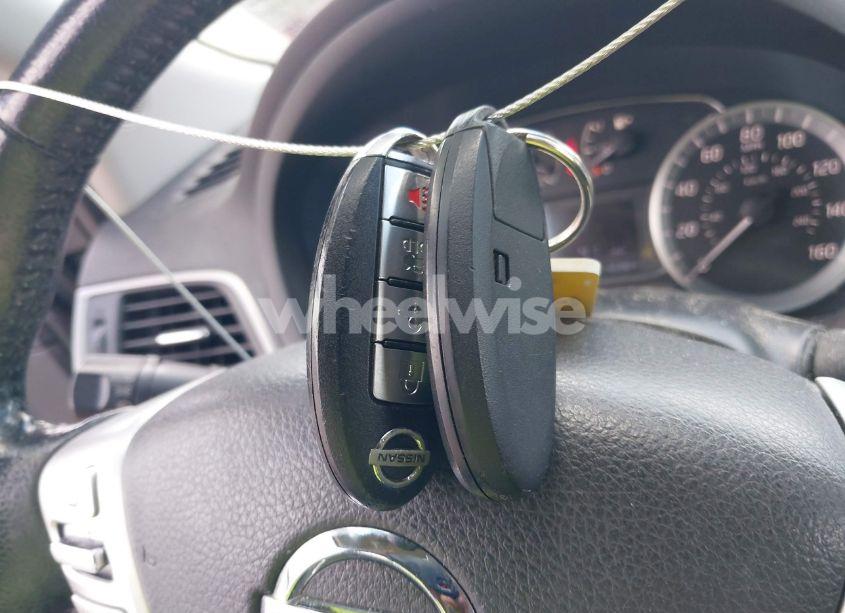 Photo 11 of 2013 Nissan Sentra SL (VIN 3N1AB7AP2DL630388)