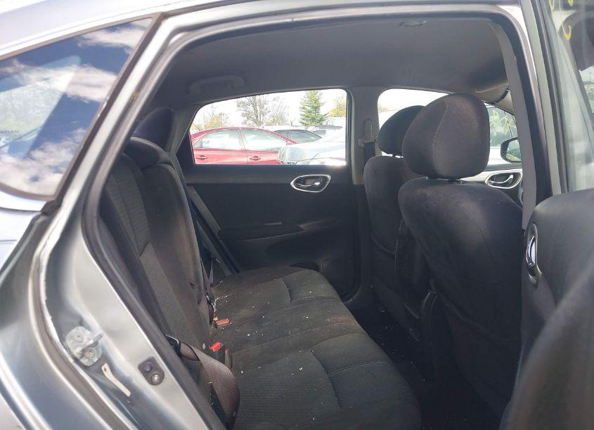 Photo 8 of 2013 Nissan Sentra SR (VIN 3N1AB7AP2DL661110)