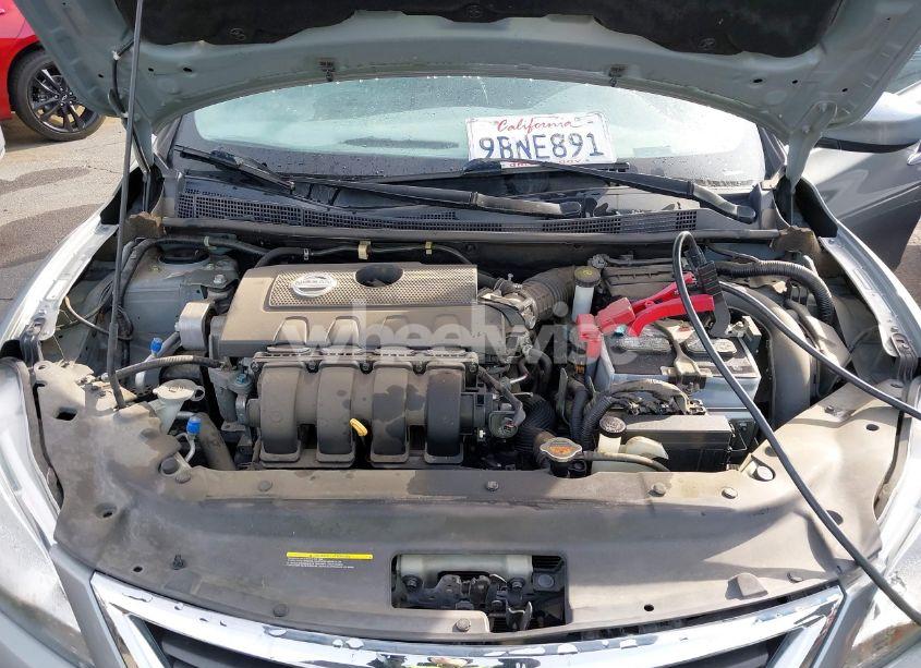 Photo 10 of 2013 Nissan Sentra SR (VIN 3N1AB7AP2DL671698)