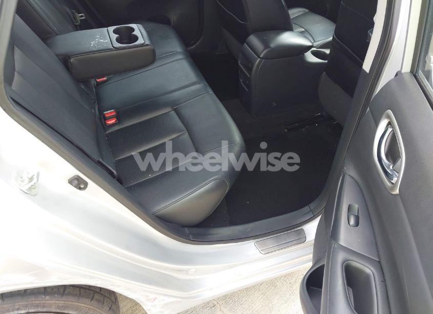 Photo 8 of 2013 Nissan Sentra SL (VIN 3N1AB7AP2DL721919)