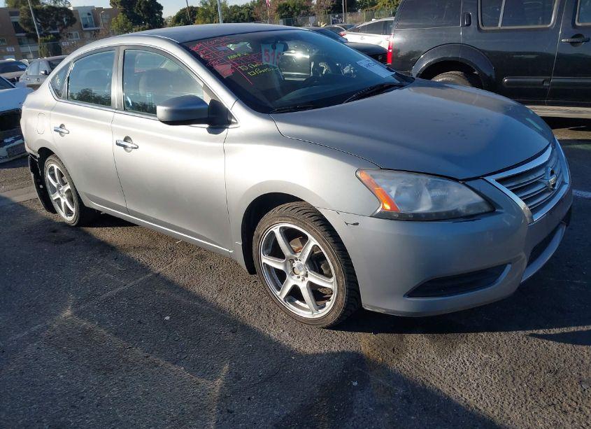 2013 Nissan Sentra S (VIN 3N1AB7AP2DL756525) main photo