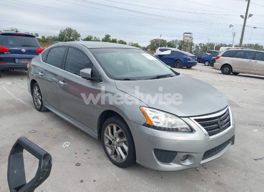 2014 Nissan Sentra SR (VIN 3N1AB7AP2EL610062) main photo