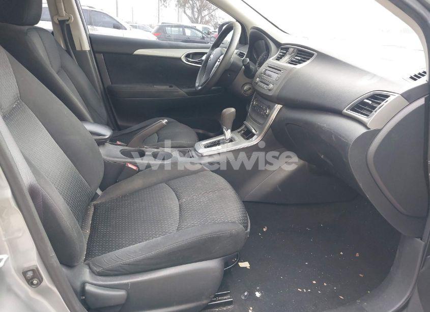 Photo 5 of 2014 Nissan Sentra SR (VIN 3N1AB7AP2EL610062)