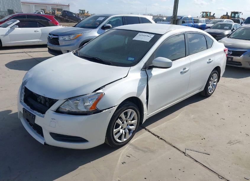 Photo 2 of 2014 Nissan Sentra SV (VIN 3N1AB7AP2EL677681)