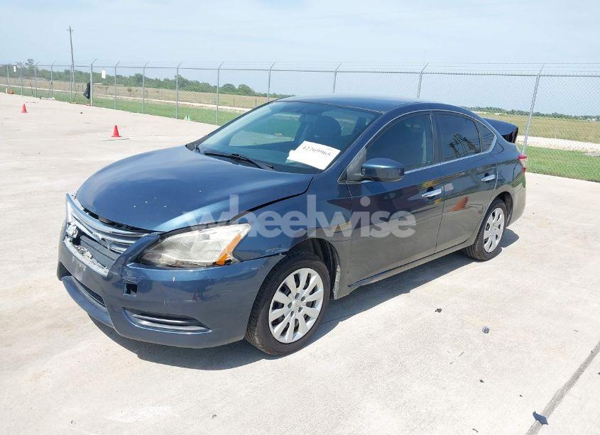 Photo 2 of 2014 Nissan Sentra FE+ S/FE+ SV/S/SL/SR/SV (VIN 3N1AB7AP2EL682850)