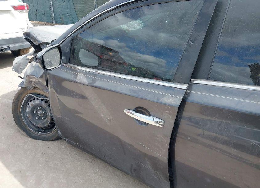 Photo 15 of 2014 Nissan Sentra S (VIN 3N1AB7AP2EY226088)