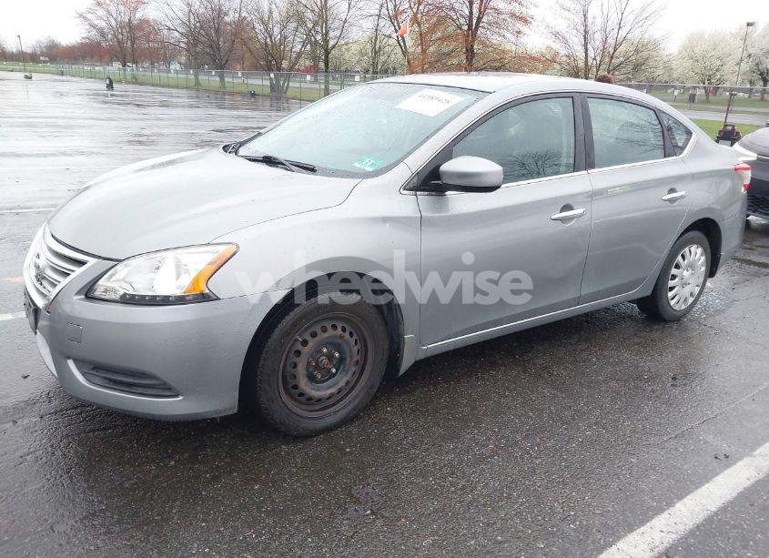 Photo 2 of 2014 Nissan Sentra FE+ S/FE+ SV/S/SL/SR/SV (VIN 3N1AB7AP2EY254294)