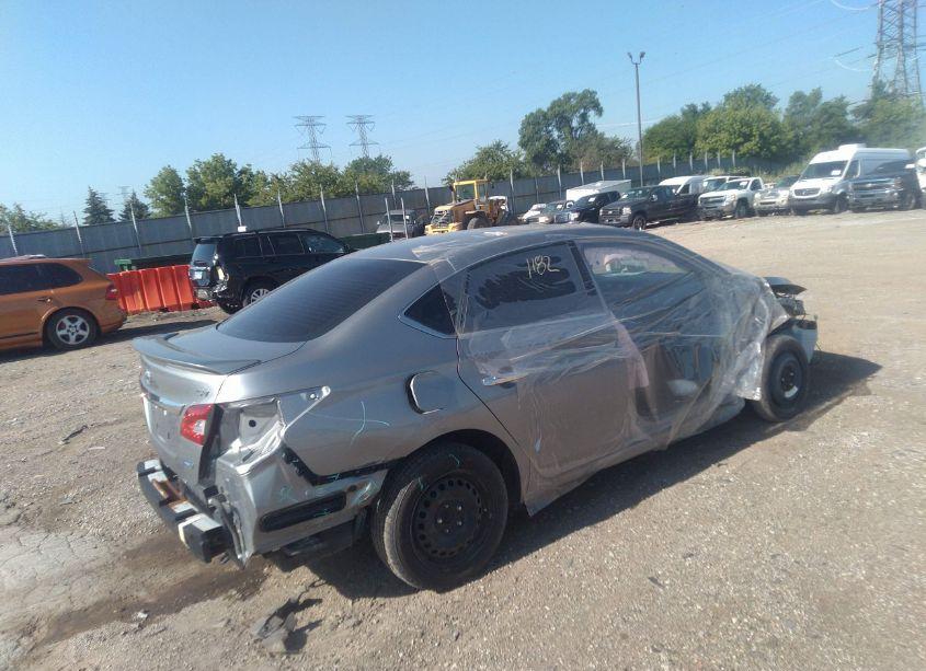 Photo 4 of 2014 Nissan Sentra SV (VIN 3N1AB7AP2EY255641)