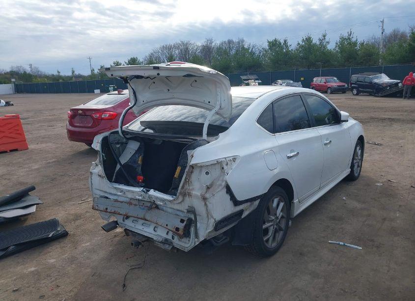 Photo 4 of 2014 Nissan Sentra SR (VIN 3N1AB7AP2EY301453)