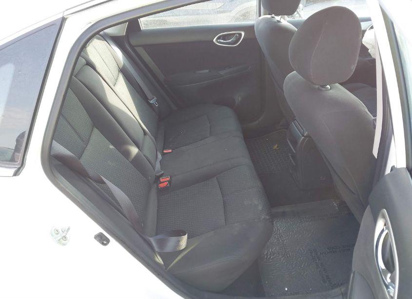 Photo 8 of 2014 Nissan Sentra SR (VIN 3N1AB7AP2EY332511)