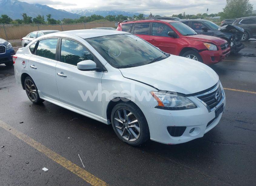 2014 Nissan Sentra SR (VIN 3N1AB7AP2EY334601) main photo