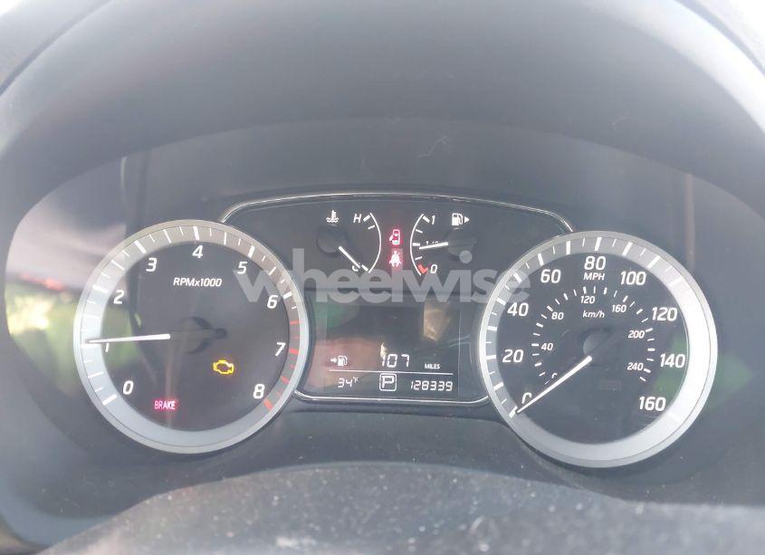 Photo 7 of 2015 Nissan Sentra FE+ S/S/SL/SR/SV (VIN 3N1AB7AP2FL631432)