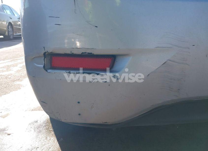 Photo 6 of 2015 Nissan Sentra FE+ S/S/SL/SR/SV (VIN 3N1AB7AP2FL655214)