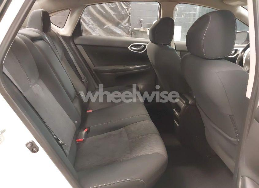 Photo 8 of 2015 Nissan Sentra FE+ S/S/SL/SR/SV (VIN 3N1AB7AP2FL664382)