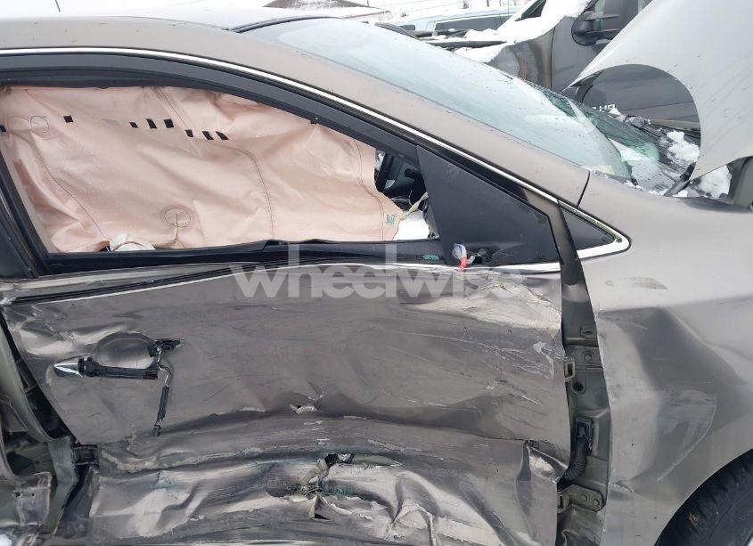 Photo 6 of 2015 Nissan Sentra SV (VIN 3N1AB7AP2FL694773)