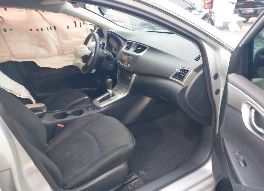 Photo 5 of 2015 Nissan Sentra SR (VIN 3N1AB7AP2FY224021)