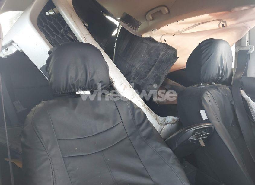 Photo 8 of 2015 Nissan Sentra SR (VIN 3N1AB7AP2FY282355)