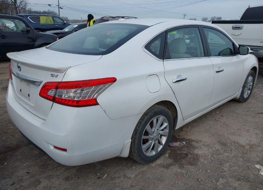 Photo 4 of 2015 Nissan Sentra SV (VIN 3N1AB7AP2FY308730)
