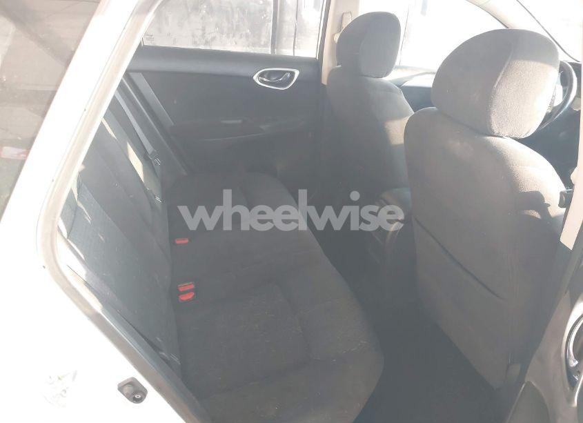 Photo 8 of 2015 Nissan Sentra SR (VIN 3N1AB7AP2FY313748)