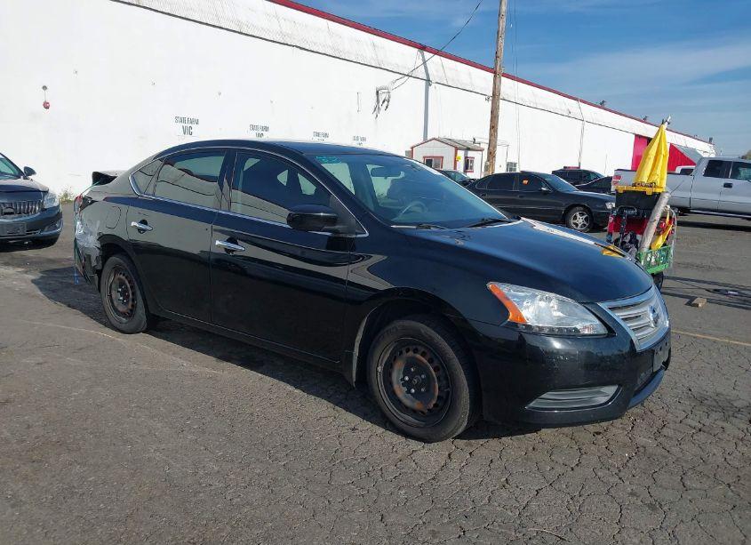 2015 Nissan Sentra S (VIN 3N1AB7AP2FY338262) main photo
