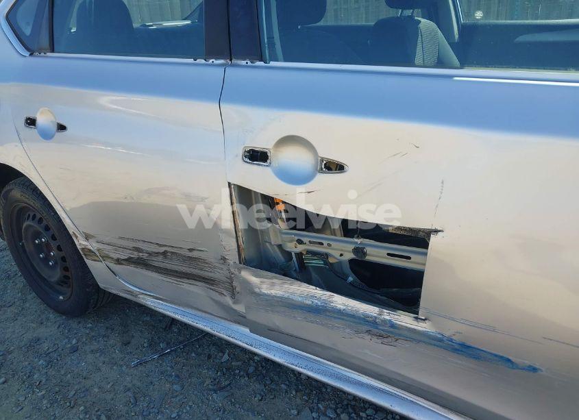 Photo 13 of 2015 Nissan Sentra S (VIN 3N1AB7AP2FY353036)
