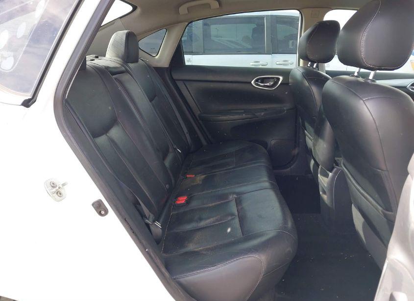 Photo 8 of 2015 Nissan Sentra SR (VIN 3N1AB7AP2FY355370)