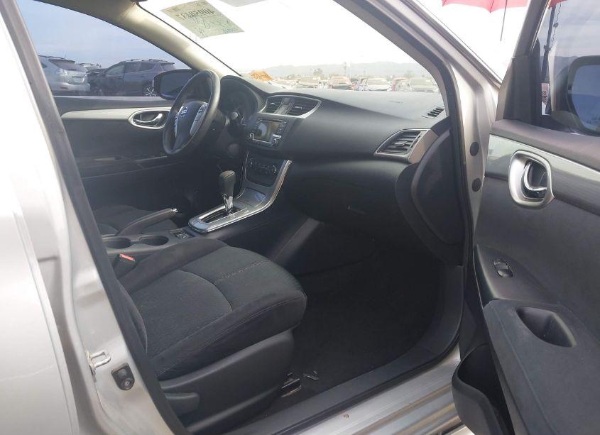 Photo 5 of 2015 Nissan Sentra SR (VIN 3N1AB7AP2FY366630)