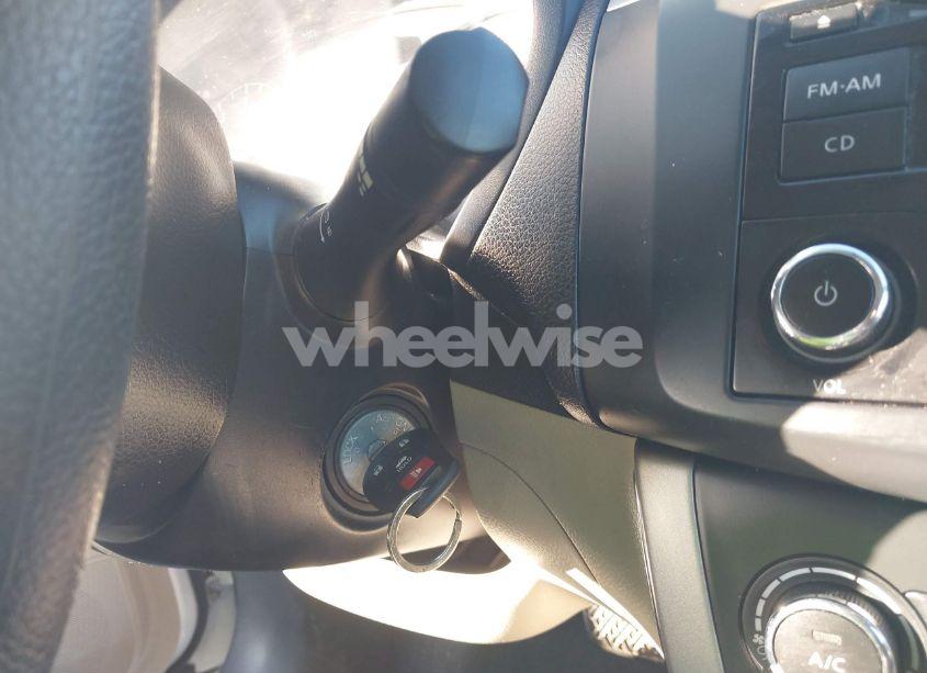 Photo 11 of 2015 Nissan Sentra S (VIN 3N1AB7AP2FY368605)