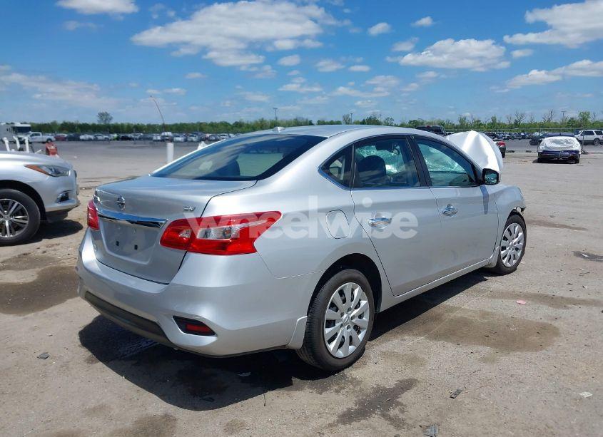 Photo 4 of 2016 Nissan Sentra FE+ S/S/SL/SR/SV (VIN 3N1AB7AP2GL637488)