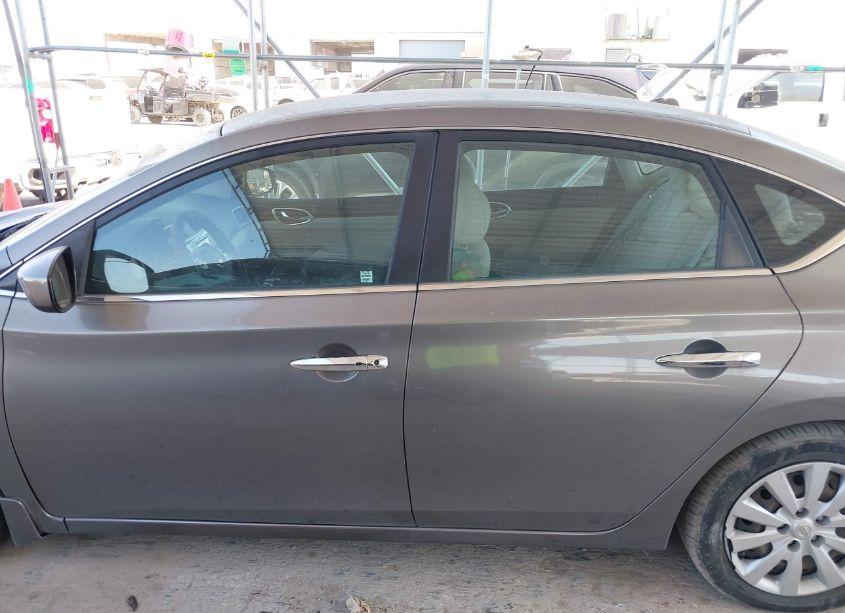 Photo 14 of 2016 Nissan Sentra SV (VIN 3N1AB7AP2GL674573)