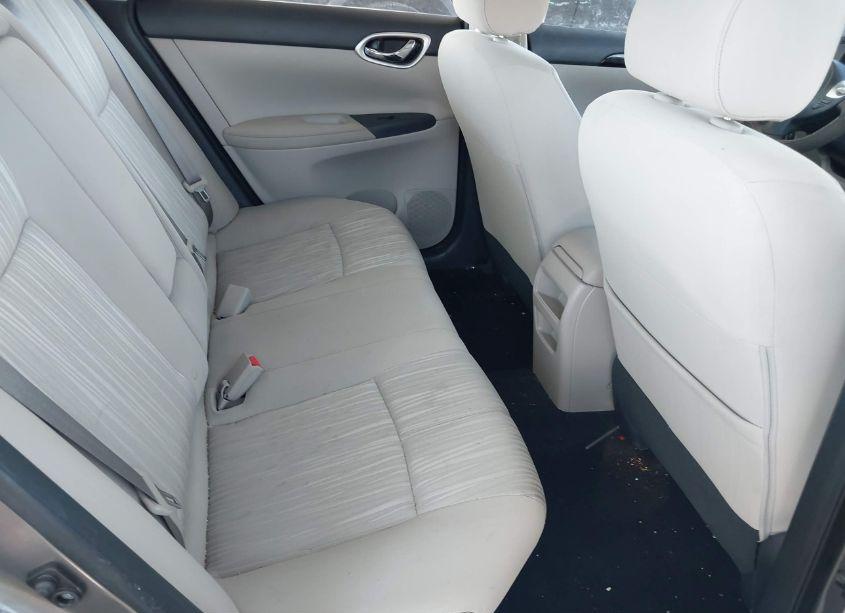 Photo 8 of 2016 Nissan Sentra SV (VIN 3N1AB7AP2GL674573)