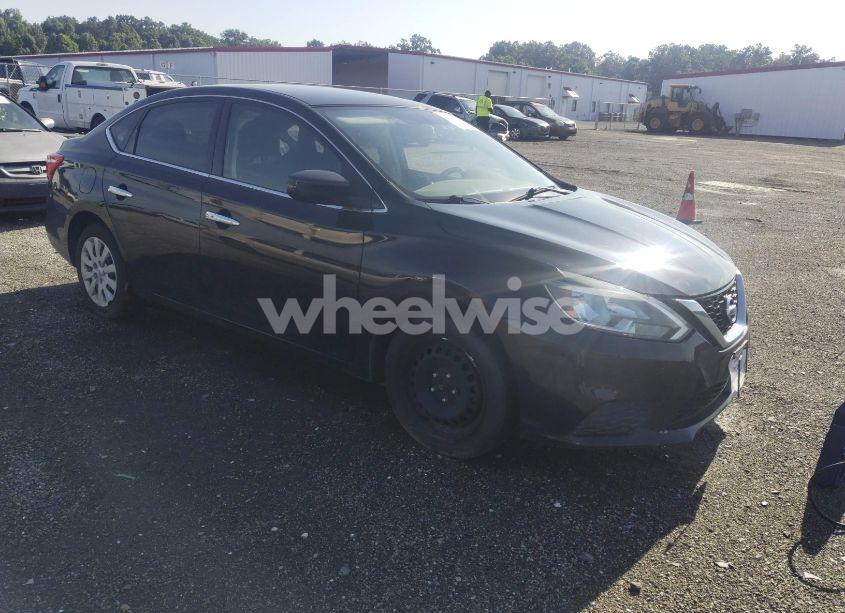 2016 Nissan Sentra SV (VIN 3N1AB7AP2GL680034) main photo