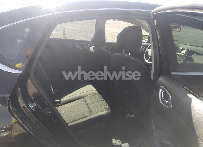 Photo 8 of 2016 Nissan Sentra SV (VIN 3N1AB7AP2GL680034)