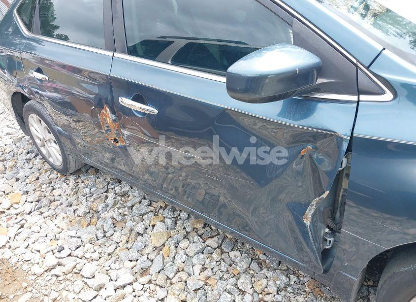 Photo 6 of 2016 Nissan Sentra SV (VIN 3N1AB7AP2GY213215)