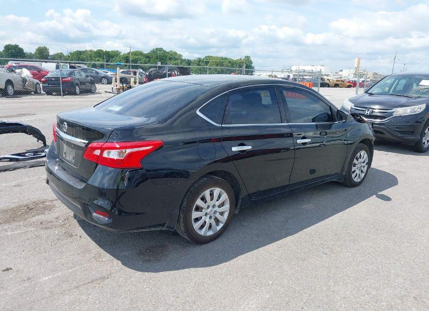 Photo 4 of 2016 Nissan Sentra S (VIN 3N1AB7AP2GY225901)