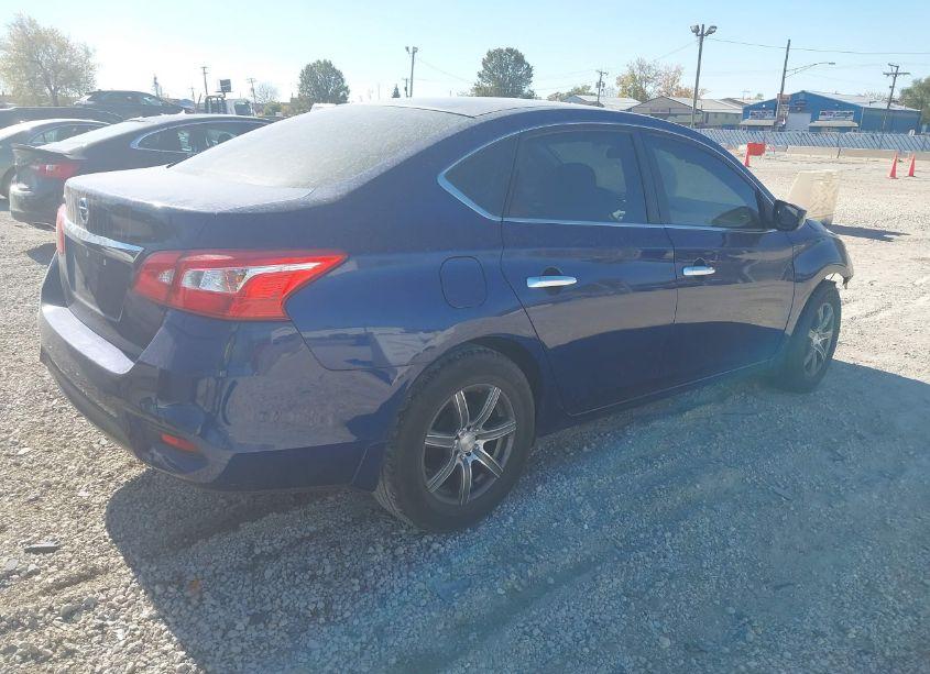 Photo 4 of 2016 Nissan Sentra S (VIN 3N1AB7AP2GY237501)
