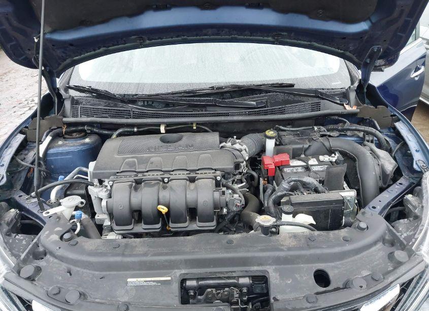 Photo 10 of 2016 Nissan Sentra SV (VIN 3N1AB7AP2GY245551)