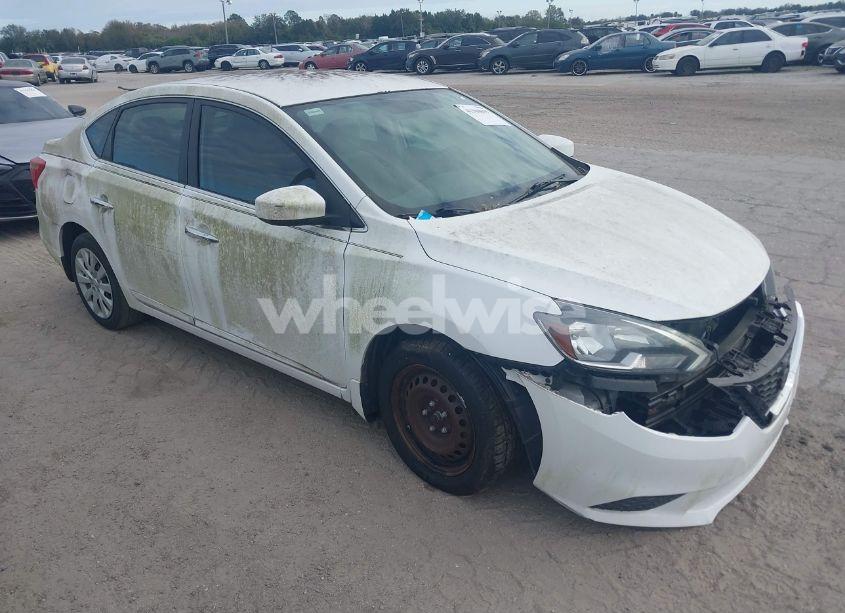 2016 Nissan Sentra S (VIN 3N1AB7AP2GY246943) main photo