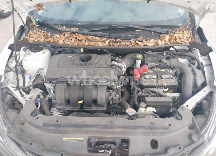 Photo 10 of 2016 Nissan Sentra S (VIN 3N1AB7AP2GY246943)