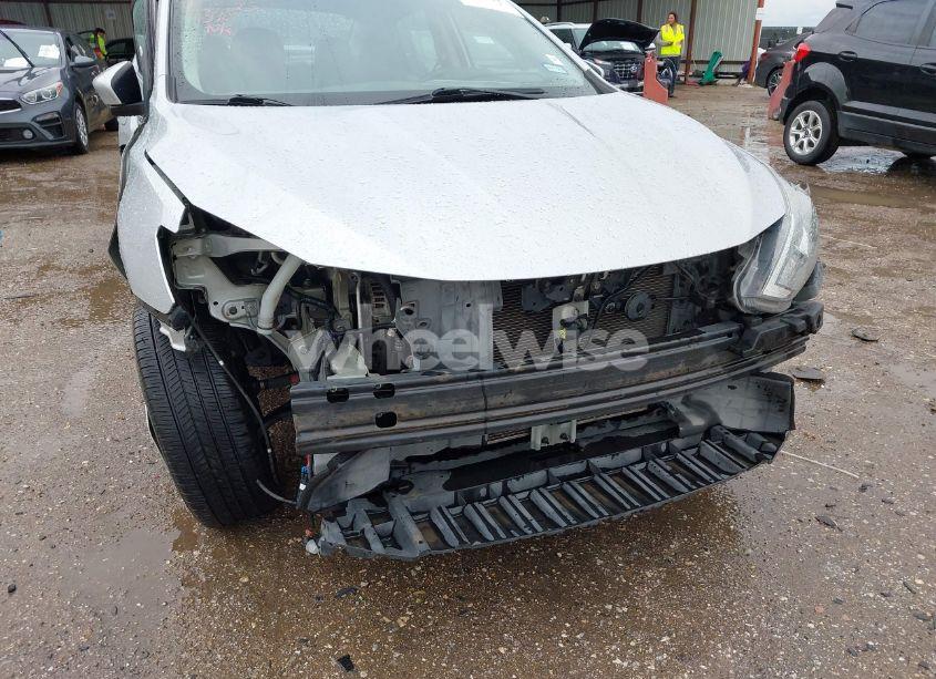 Photo 6 of 2016 Nissan Sentra SV (VIN 3N1AB7AP2GY254444)