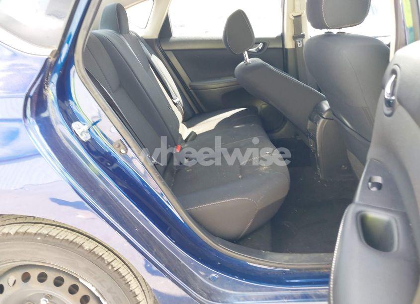 Photo 8 of 2016 Nissan Sentra S (VIN 3N1AB7AP2GY267467)